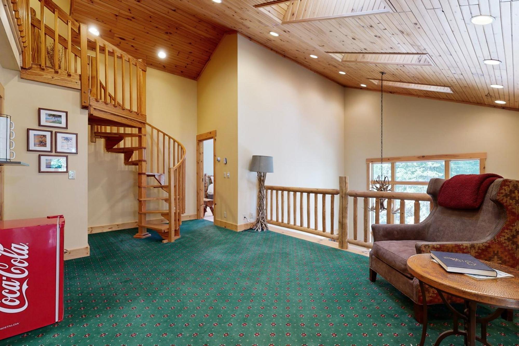 Mohican Manor